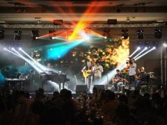 حضور جماهيري كبير من مختلف الدول العربية في حفل هاني متواسي و مروان خوري