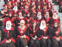 كلية فلسطين الأهلية الجامعية تحتفل بتخريج الفوج السابع من طلبتها