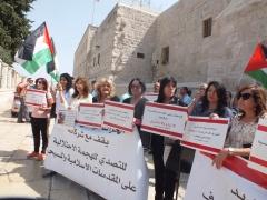 بالصور:مؤتمر صحفي واعتصام للفعاليات الأرثوذكسية على بلاط كنيسة المهد