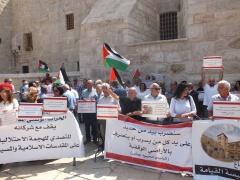 بالصور:مؤتمر صحفي واعتصام للفعاليات الأرثوذكسية على بلاط كنيسة المهد