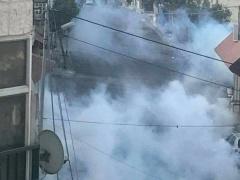 الاحتلال يشدد إجراءاته العسكرية بالقدس ومواجهات في أبو ديس