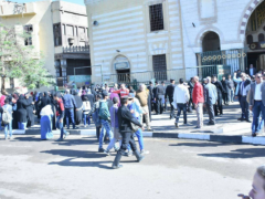 شاهد.. أول صور من جنازة الفنانة شادية!