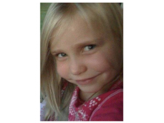 صورة| جدّة ترغم حفيدتها على الركض حتى الموت... !