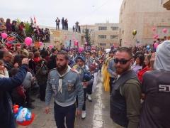 احتفال شعبي وديني حاشد بعيد القديس نيقولاوس في بيت جالا يستبعد البطريرك ثيوفيلوس  