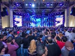 صور| بلقيس تختتم حفلات العام في مسقط رأسها أبوظبي بحفل جماهيري غفير