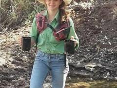 صور| انتحرت لسبب مفاجئ.. وما طلبه والدها من المتورطين صادم!