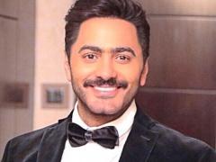 شاهدوا الفرق الواضح في وجه تامر حسني.. هل أجرى عمليات تجميل!!