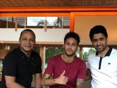  الخليفي يزور نيمار في البرازيل