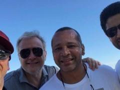  الخليفي يزور نيمار في البرازيل