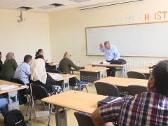 بالفيديو: مسار ابراهيم وشركائه ينفذون برنامجا لتخريج أدلاء سياحيين مهنيين لقيادة المسارات الطبيعية