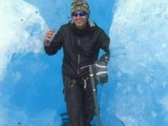 رامز جلال يفرج عن الصور الأولى لبرنامجه الجديد “رامز تحت الثلج”