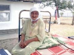 بالصور : تجاوزعمرها 128 عامًا... طول عمري “عقاب من الله”!