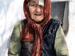 بالصور : تجاوزعمرها 128 عامًا... طول عمري “عقاب من الله”!