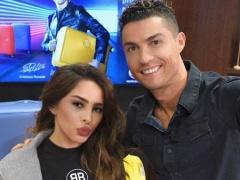 صورة| ما الذي جمع الفاشينيستا الكويتية 'فوز الفهد' بـ'كريستيانو رونالدو'؟!