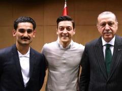 لوف: إمتاع الجماهير لا يقل أهمية عن الفوز