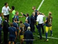 بالصور-  هدف كروس القاتل يفجر أزمة في مباراة السويد