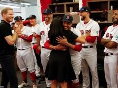 ميغان ماركل تبدأ مهامها الرسمية بزيارة كروية – بالصور