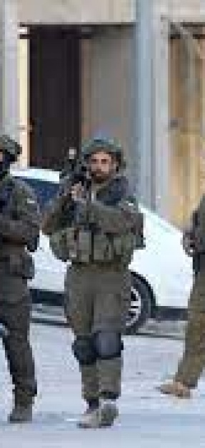 الاحتلال يقتحم بلدات شمال غرب القدس ويعتقل شبانًا