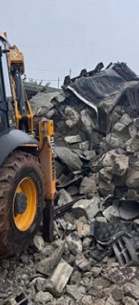 قوات الاحتلال تهدم 8 بركسات وملحقاته في خربة الطويل جنوب نابلس