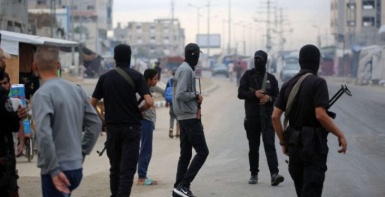 مسلحون يغتالون ضابطا في الامن الداخلي بمخيم المغازي وسط قطاع غزة