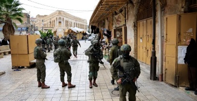 إخلاء ثلاث أسر من عائلة أبو صبيح بعد انهيار جزئي للمنازل نتيجة حفريات الاحتلال