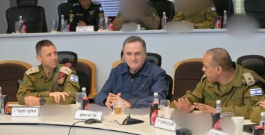 كاتس يكشف: امرنا الجيش الإسرائيلي باحتلال أراض جديدة في لبنان