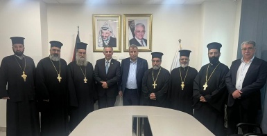 خوري يبحث أوضاع الكنائس والتحديات التي تواجه الوجود المسيحي في فلسطين