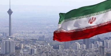 ايران تتهم اسرائيل وامريكا بالهجوم على الامارات لتوريط طهران