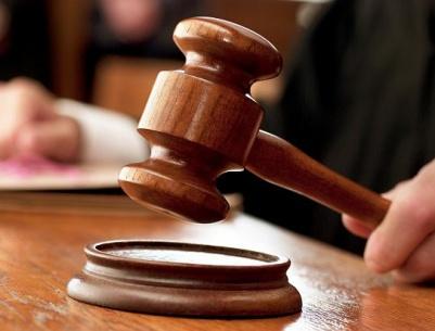 الاحتلال يعتقل فلسطينيًا بتهمة التخابر مع 