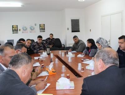 المحافظ يجتمع بلجنة الطوارئ التي ستعمل في المنخفضات الجوية