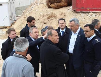 مسؤولون روس وفلسطينيون يزورون مشاريع روسية ببيت لحم ويؤكدون انها لخدمة المجتمع الفلسطيني