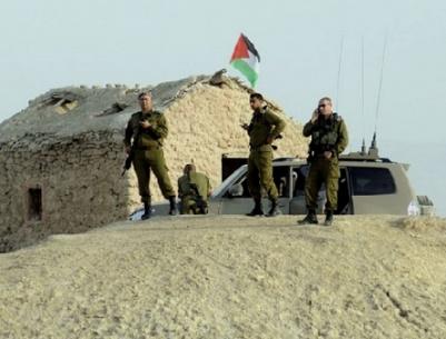 الاحتلال يحتجز طاقما طبيا من الإغاثة الطبية اثناء الدخول لعين حجلة