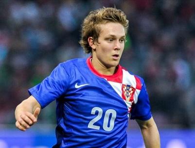 برشلونة يشترى النجم الكرواتي «خليلوفيتش»