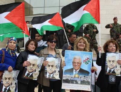 بالصور : مسيرات في  شوراع بيت لحم تأيداً للرئيس محمود عباس