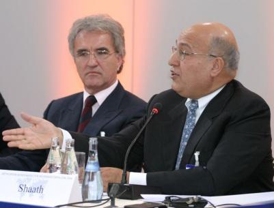 شعث يلقي محاضرة في جامعة تل أبيب