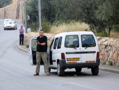 حلول مؤقتة على الطرقات لمنع عمليات خطف جديدة