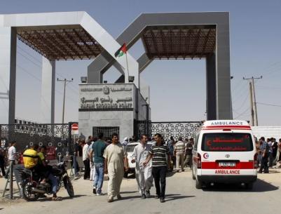 مصر تفتح معبر رفح استثنائيا لسفر للحالات الانسانية