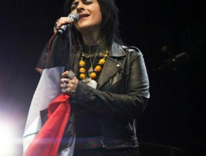 ريم بنا تغني لغزة في اوسلو