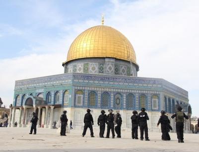 مستوطنون يجددون اقتحامهم للمسجد الاقصى