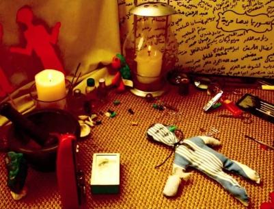 بيت لحم : الشرطة تلقي القبض على سيدة بتهمة الشعوذة والدجل