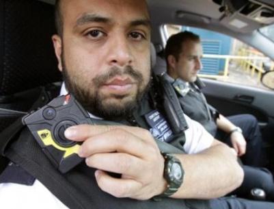 20 ألف كاميرا بملابس رجال الشرطة في لندن