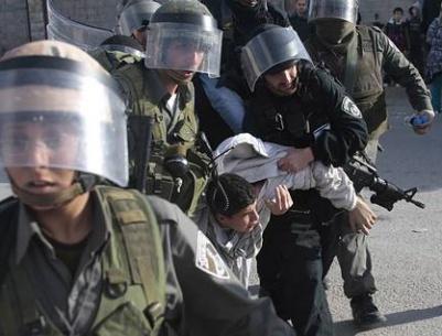 الاحتلال يستدعي طفلين من العيسوية للتحقيق