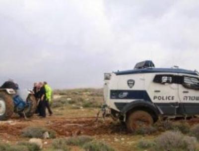 مصادرة جرار زراعي ومنع الحصاد جنوب نابلس