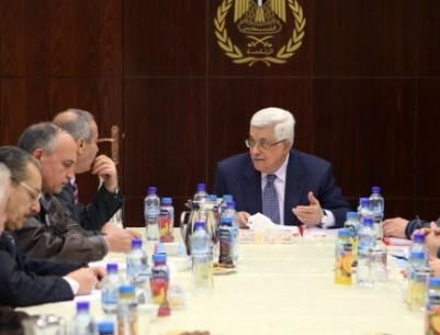 “التنفيذية” تنهي اجتماعها وتشكل لجنة للاتصال مع الفصائل لتشكيل حكومة وحدة وطنية