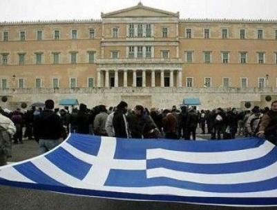 اليونان تتجه لاستفتاء حول خطة إنقاذ يثير غضب الدائنين