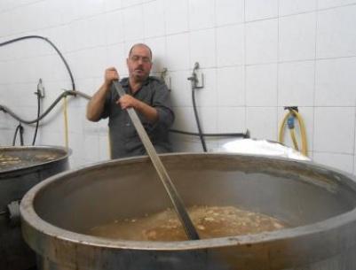 لماذا لقبت الخليل بـ