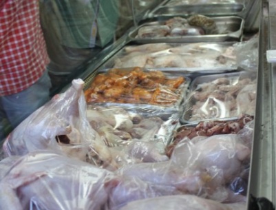 بيت لحم: إحالة ثلاثة تجار دواجن للنيابة العامة لمكافحة الجرائم الاقتصادية