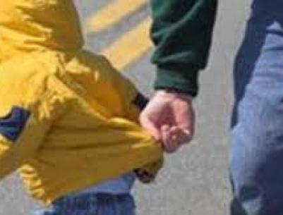 محمد ذهب لإحضار العطر من مركبة والده .. ثم اختفى مع المركبة بالزرقاء ..!