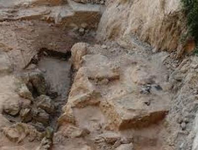 العثور على مقبرة تعود للعصر الروماني في جنين