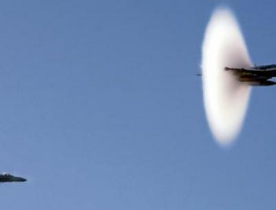 الطائرات الحربية الإسرائيلية تشن سلسة غارات فجر اليوم